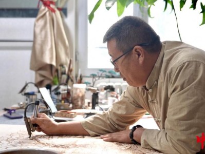 中国梦·大国工匠篇|烙痕里的匠心:杨新平的兵团故事