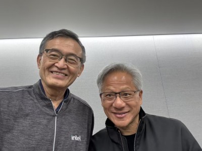 黄仁勋、陈立武同框直播,详解英伟达为何50亿美元入股英特尔