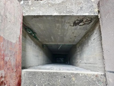11岁男童坠入通风井身亡,谁该担责?律师解读